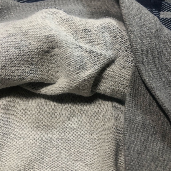 OP full Zip plaid hoodie listing as men’s but looks unisex Large - Picture 5 of 11